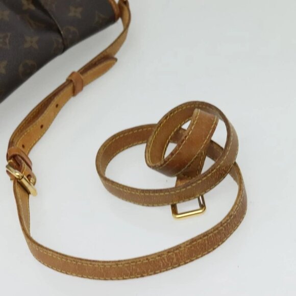 LOUIS VUITTON Monogram Menilmontan PM Shoulder Bag M40474 LV Auth 135415 - Picture 8 of 16